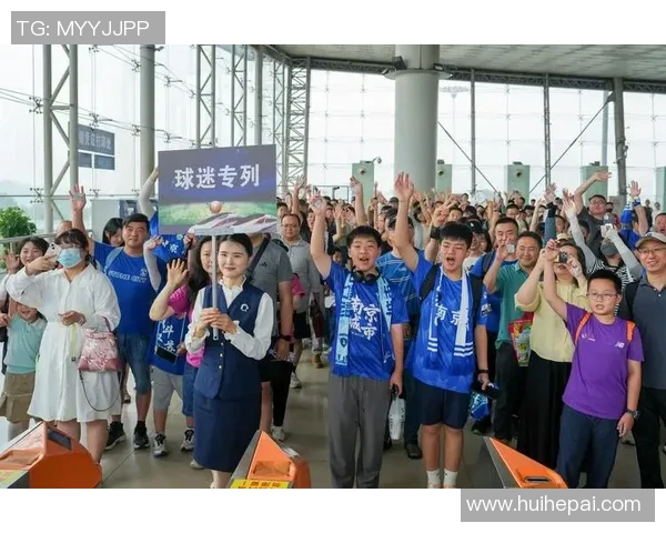 南通泰州球迷齐聚南京地铁化身苏超主题车厢热情洋溢 南通泰州球迷齐聚南京地铁化身苏超主题车厢热情洋溢